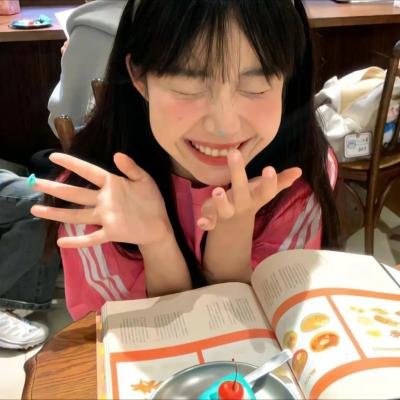 经常请吃饭的理事大人